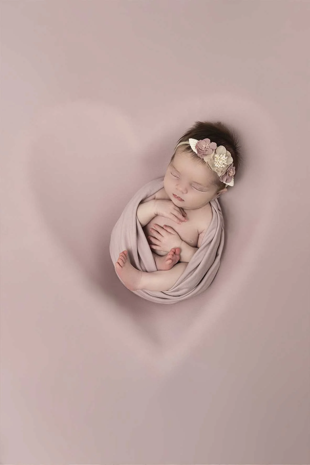 Newborn photos for your baby in home studio Milton Keynes
