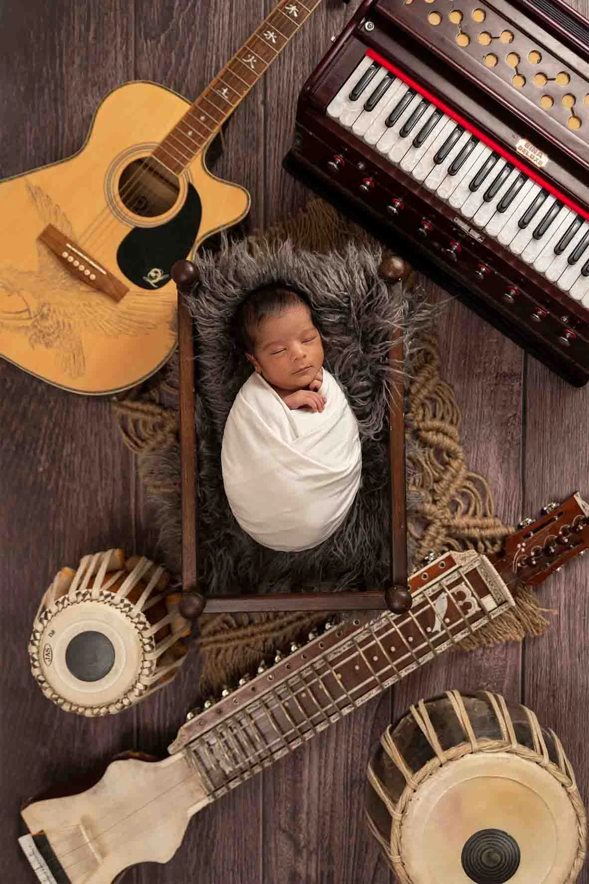 newborn and music instruments