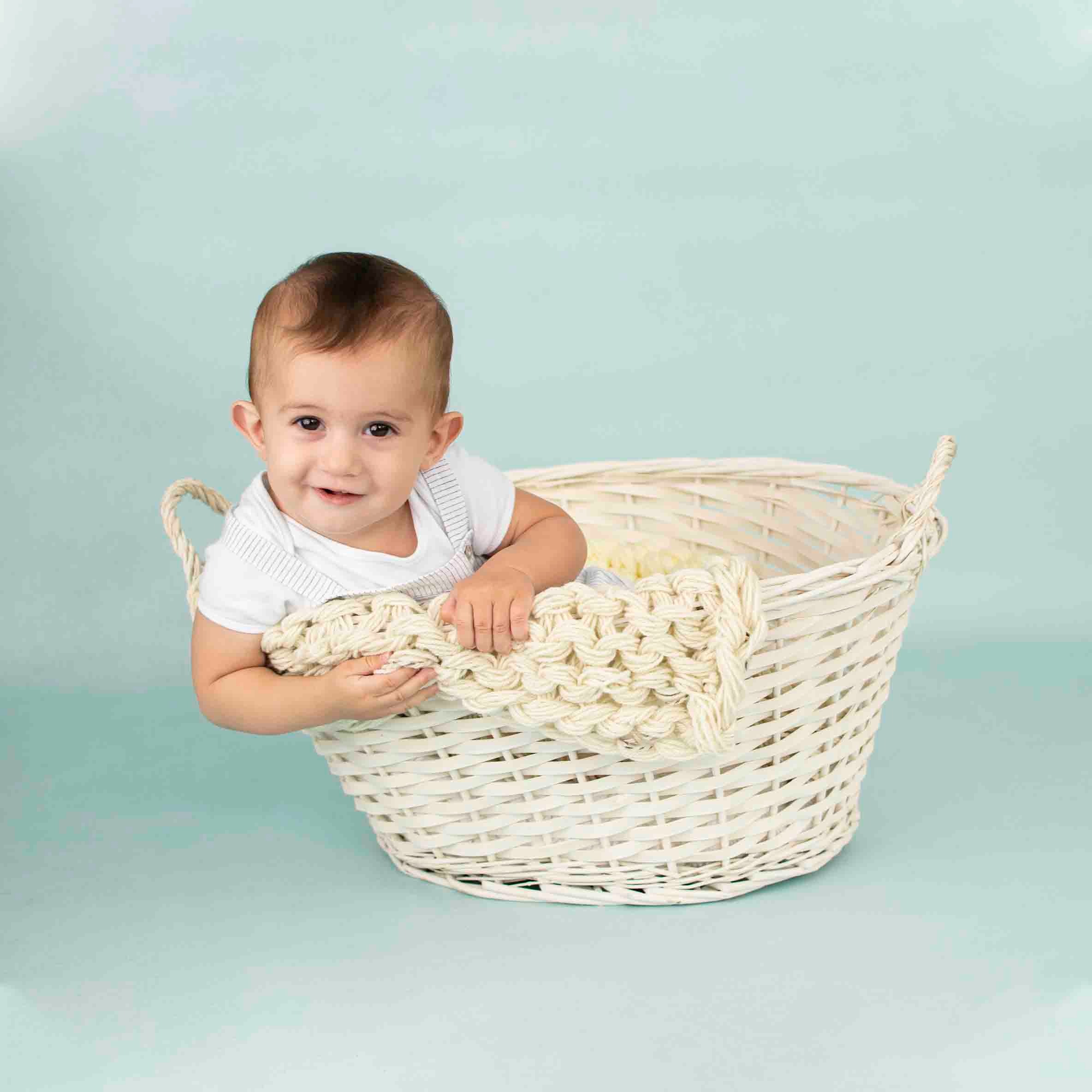 premium  package sitter baby photography
